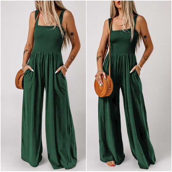 013 Smocked Sleeveless Wide Leg Pocket Jumpsuit - Picture 4 of 8